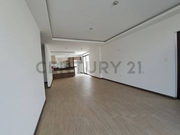 Departamento por estrenar con patio Sector La Florida