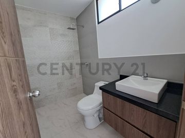 Departamento por estrenar con patio Sector La Florida