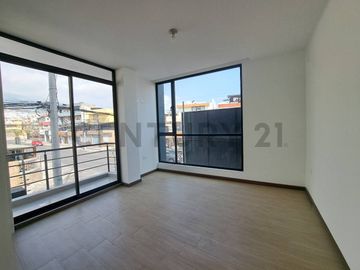 Departamento por estrenar con patio Sector La Florida