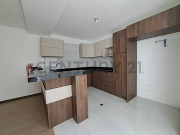 Departamento por estrenar con patio Sector La Florida