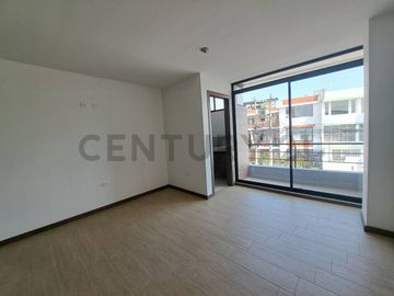 Departamento por estrenar con patio Sector La Florida