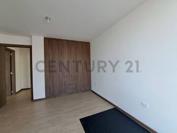 Departamento por estrenar con patio Sector La Florida