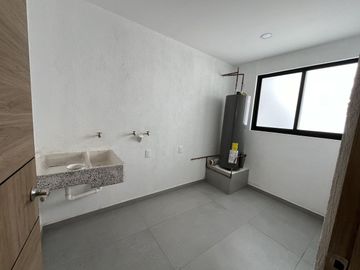 Casa nueva en venta Moncayo Zona Esmeralda
