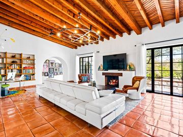 Casa Estilo Hacienda en Venta en San Miguel de Allende – A 10 minutos del Centro