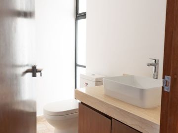 TOWN HOUSE EN VENTA EN MERIDA, YUC. AL NORTE DE LA CIUDAD