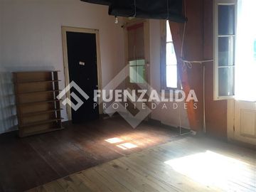 Casa en Venta en Urriola / Almitante Montt