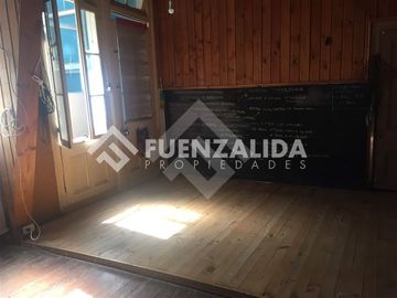 Casa en Venta en Urriola / Almitante Montt