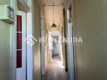 Casa en Venta en Urriola / Almitante Montt