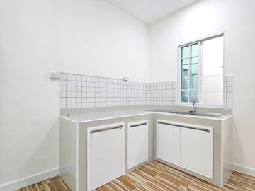 FOR SELL townhouse Nontiwa Garden BTS-Wongwian Yai CX-113722