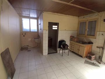 NSS. Casa de 3 Amb. a Reciclar, Ideal inversor en San Isidro Labrador