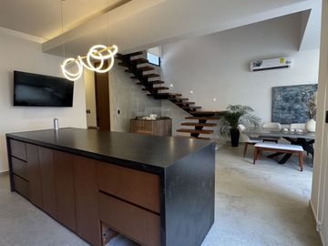 Casa en Venta en exclusiva privada en zona Yucatán Country Club.