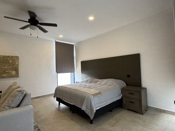 Casa en Venta en exclusiva privada en zona Yucatán Country Club.