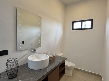 Casa en Venta en exclusiva privada en zona Yucatán Country Club.