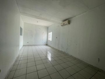 CASA EN VENTA, COL. VALLE DORADO, REYNOSA, TAM.