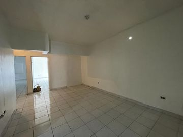 CASA EN VENTA, COL. VALLE DORADO, REYNOSA, TAM.
