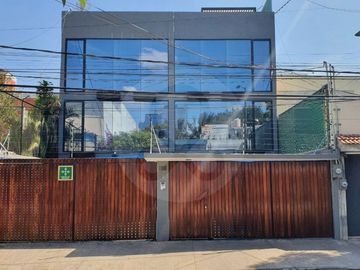 Casa uso de suelo en renta en Acacias