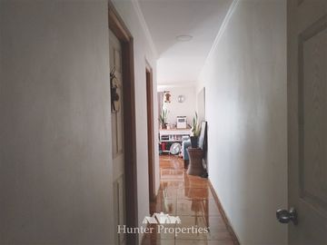 Casa en Venta en Frente a colegio Virginia Subercaseaux