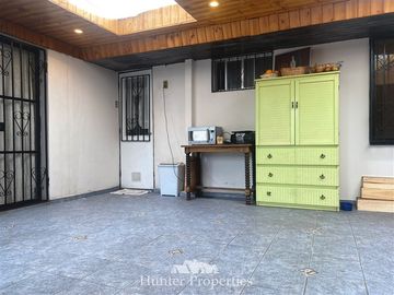 Casa en Venta en **Alhué con avenida Colon