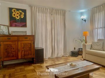 Casa en Venta en **Alhué con avenida Colon