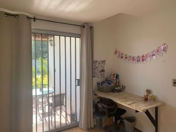 Casa en Venta en Cerro Franciscano, Camino Las Flores / ideal para residencial estudiante u hogar de ancianos