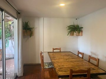 Casa en Venta en Cerro Franciscano, Camino Las Flores / ideal para residencial estudiante u hogar de ancianos