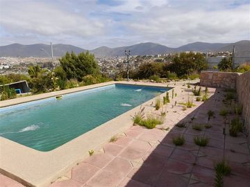 Casa en Venta en La Herradura / Nueva Costanera