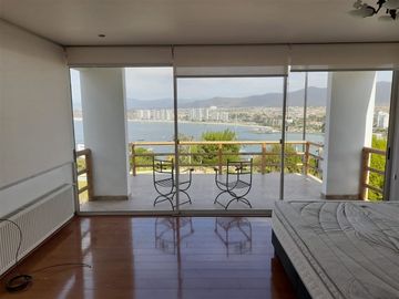 Casa en Venta en La Herradura / Nueva Costanera