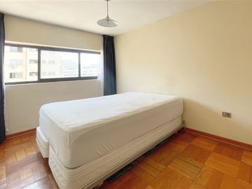 Departamento en Venta en Luis Thayer Ojeda / Providencia