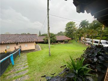VENDEMOS FINCA CON PESEBRERA EN GIRARDOTA