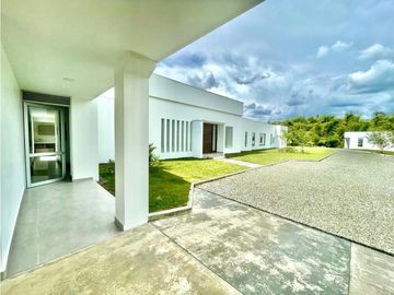 VENTA CASA CAMPESTRE CON PISCINA VIA ALCALA PEREIRA