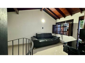 CASA  UNIFAMILIAR EN VENTA ALCALA