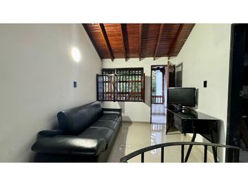 CASA  UNIFAMILIAR EN VENTA ALCALA