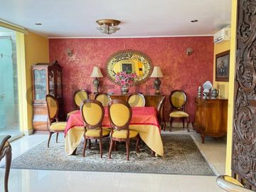 Hermosa Casa en Venta en La Molina