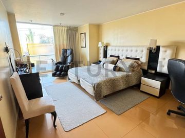 Hermosa Casa en Venta en La Molina
