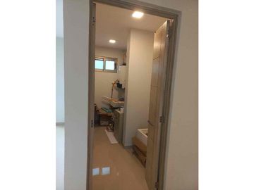 3 habitaciones 2 baños súper amplio departamento en venta PdC