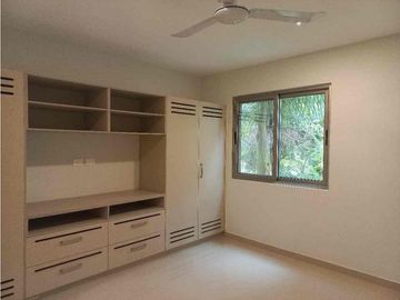 3 habitaciones 2 baños súper amplio departamento en venta PdC