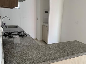 Venta Apto Alamos, C Piso 9 Con Ascensor, Cali.