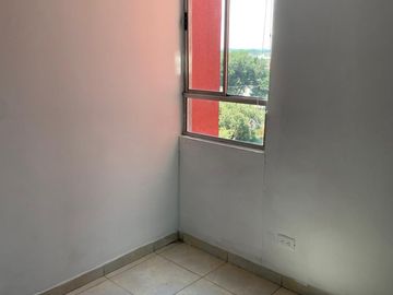Venta Apto Alamos, C Piso 9 Con Ascensor, Cali.