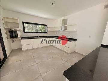Casa en Venta - Zona Norte - A estrenar - Calidad de Construcción