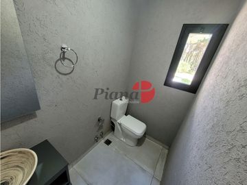 Casa en Venta - Zona Norte - A estrenar - Calidad de Construcción