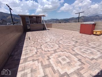 CASA RENTERA EN VENTA SECTOR QUITUMBE
