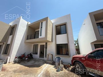 Casa en Lomas de Jiutepec