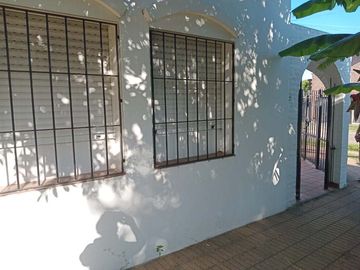 Casa en venta en Quilmes Este