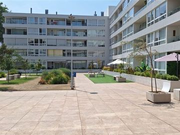 Departamento en Venta en Av. Pedro Fontova / calle Santa Rosa