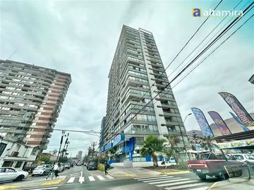 Departamento en Venta en Edificio Costa Azul II piso 10