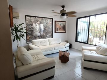 Hermosa Casa en Venta de 5 Recámaras en Residencial Malibu