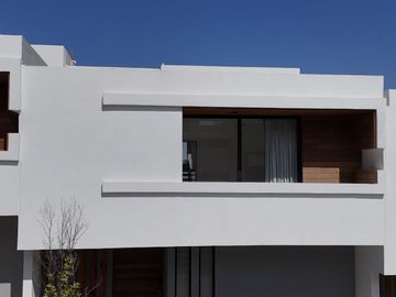 Se Vende: Hermosa Residencia en Zibatá, Club de Golf