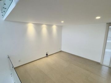 Se Vende: Hermosa Residencia en Zibatá, Club de Golf