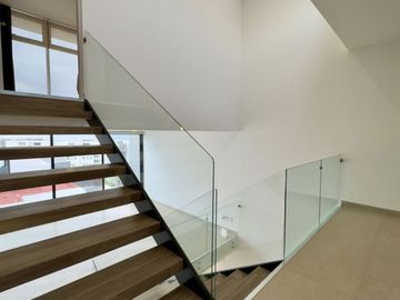 Se Vende: Hermosa Residencia en Zibatá, Club de Golf
