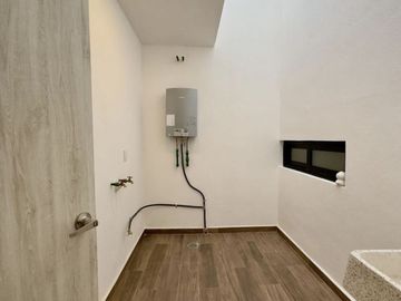 Se Vende: Hermosa Residencia en Zibatá, Club de Golf